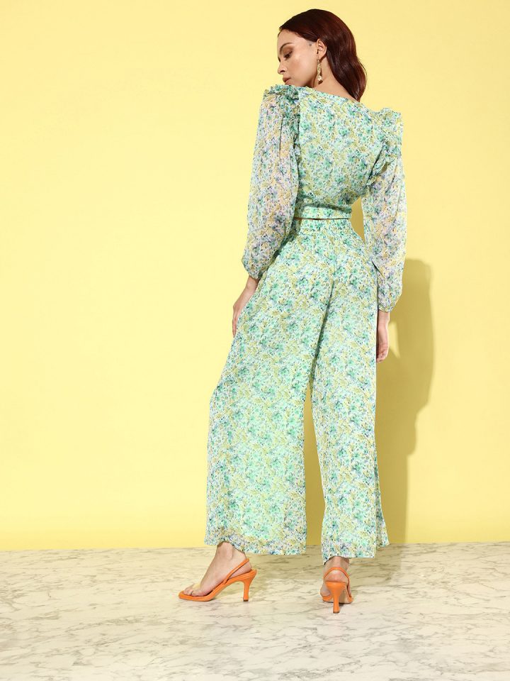 3cc72eba-4a9f-4f99-bbd3-f4e11a05ca8e1690173907632-ANVI-Be-Yourself-Green--White-Printed-V-Neck-Ruffled-Puff-Sl-5